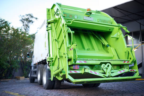 Best Commercial Cleanout Services  in Warwick, RI